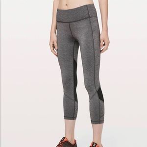 Lululemon Women's Pace Rival Crop 22"